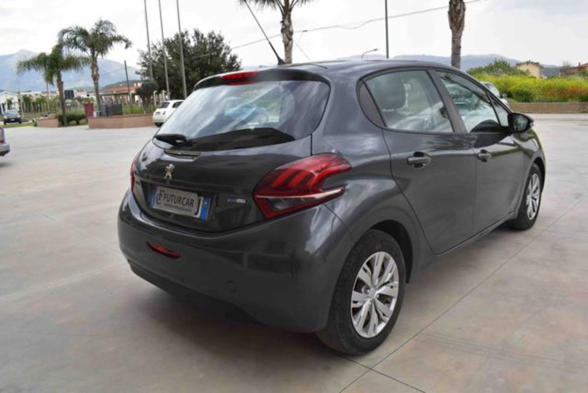 Peugeot 208 82 5 porte Allure (16)