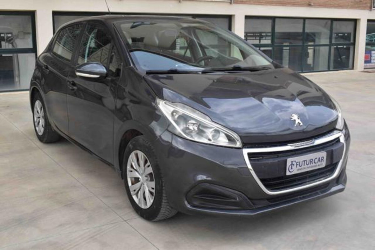 Peugeot 208 82 5 porte Allure (3)
