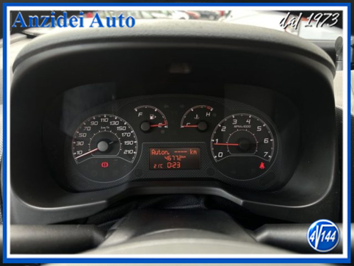 Fiat Fiorino Furgone cargo 1.3 mjt 95cv Adventure (12)