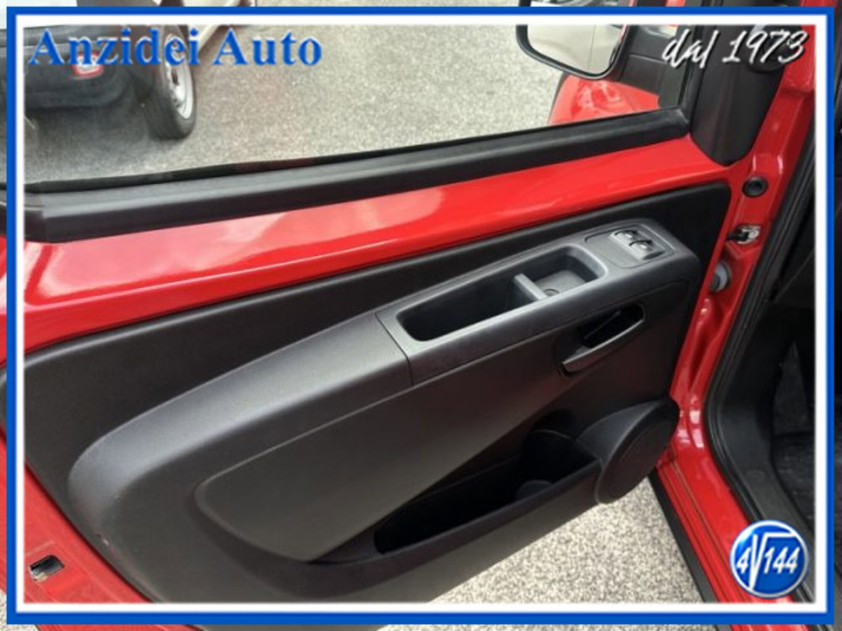 Fiat Fiorino Furgone cargo 1.3 mjt 95cv Adventure (20)
