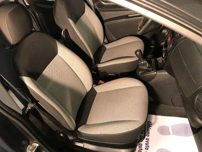 Fiat Qubo 1.3 MJT 80 CV Easy (10)