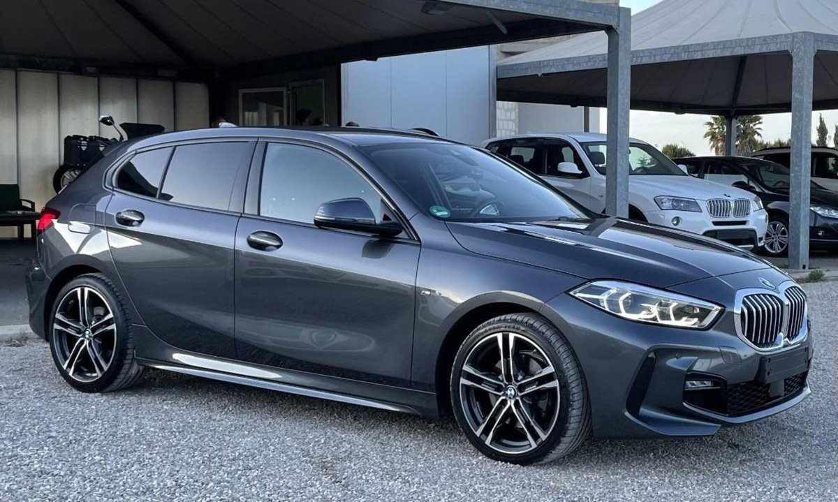 BMW Serie 1 116d 5p. Sport (3)