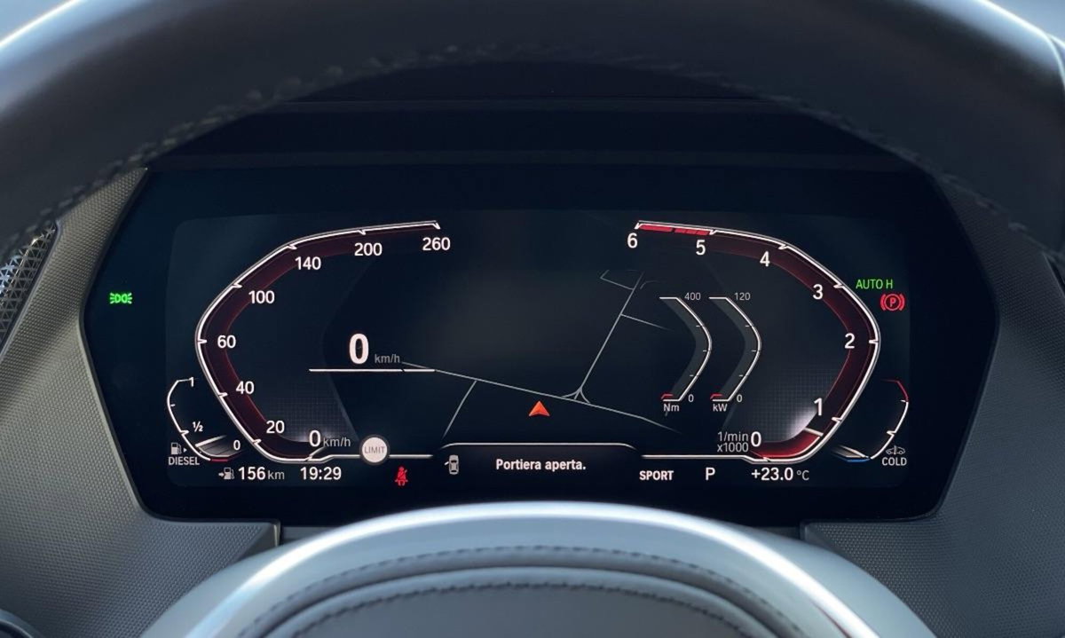 BMW Serie 1 116d 5p. Sport (8)