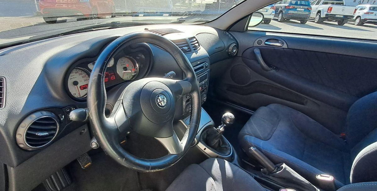 Alfa Romeo GT 1.9 JTDM 16V Progression (5)