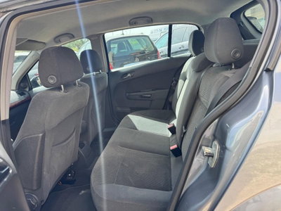Opel Astra 1.7 CDTI 101CV 5 porte Cosmo (15)
