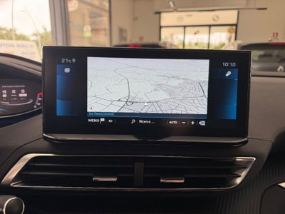 Peugeot 3008 BlueHDi 130 S&S EAT8 Allure Pack (11)