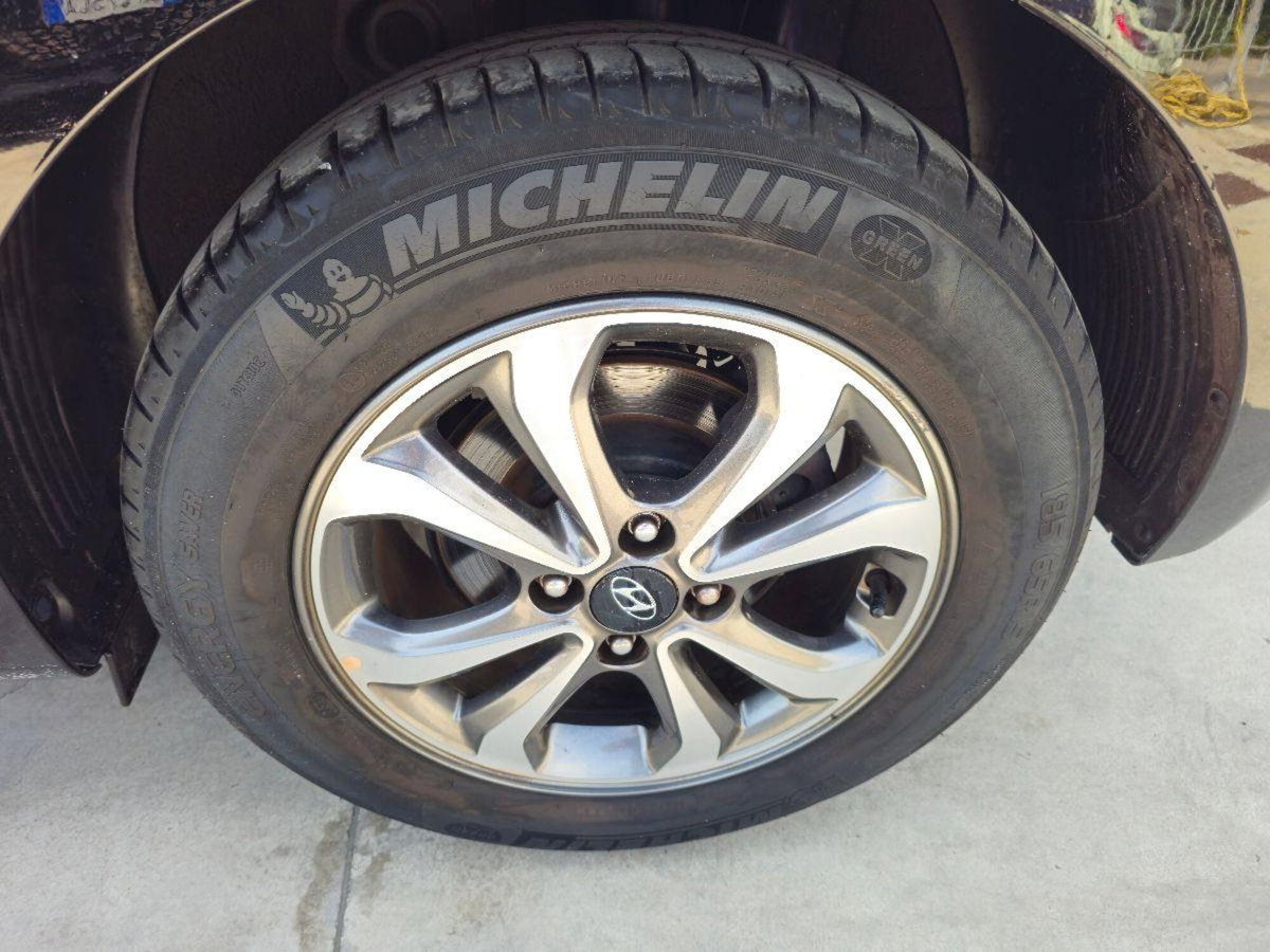 Hyundai i20 1.2 mpi Connectline mt (10)