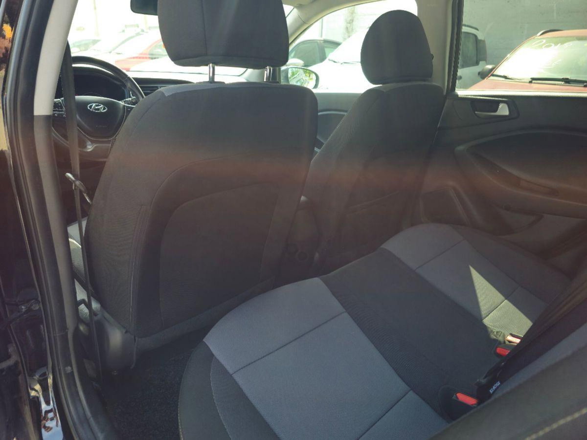 Hyundai i20 1.2 mpi Connectline mt (12)
