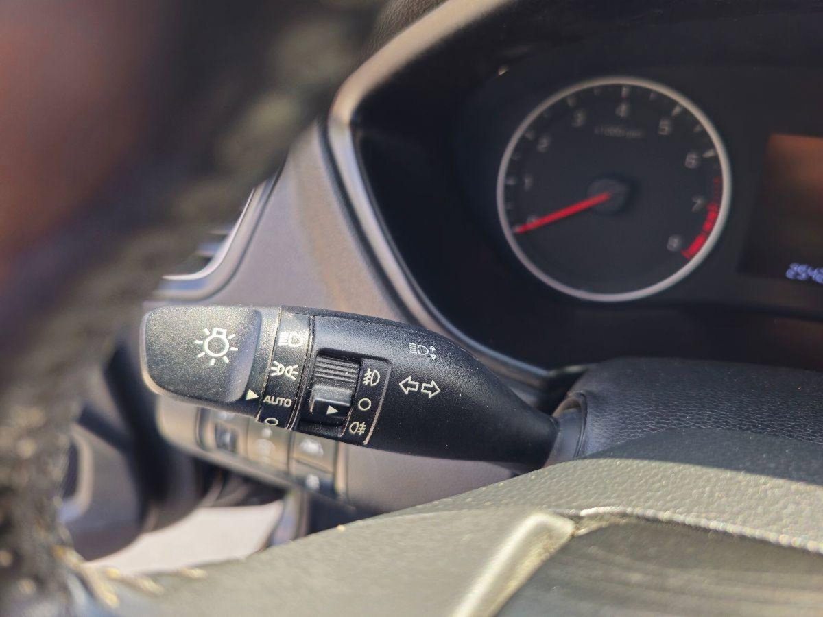 Hyundai i20 1.2 mpi Connectline mt (19)