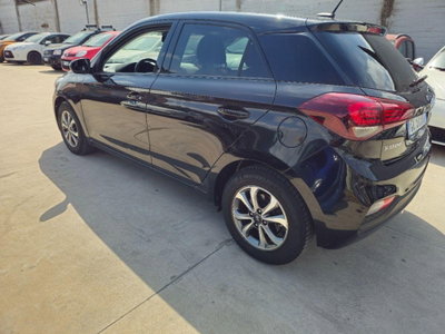 Hyundai i20 1.2 mpi Connectline mt (4)
