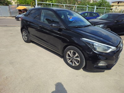 Hyundai i20 1.2 mpi Connectline mt (8)
