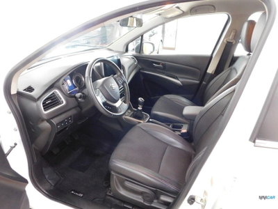 Suzuki S-Cross 1.4 Hybrid Easy (9)