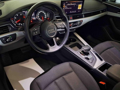 Audi A4 Avant 30 TDI/136 CV S tronic Business Advanced (20)