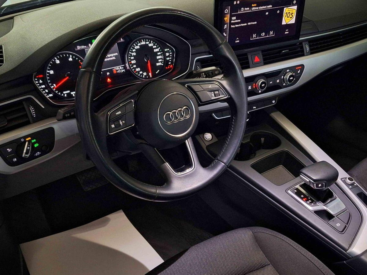 Audi A4 Avant 30 TDI/136 CV S tronic Business Advanced (6)