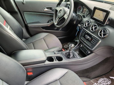 Mercedes-Benz Classe A 180 CDI BlueEFFICIENCY Sport (12)