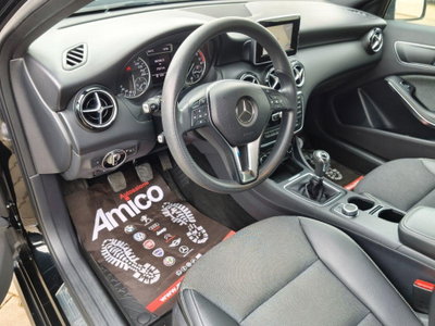 Mercedes-Benz Classe A 180 CDI BlueEFFICIENCY Sport (9)