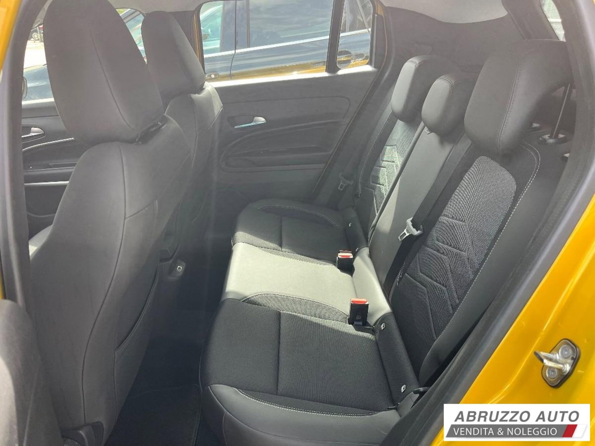 Jeep Avenger 1.2 turbo Altitude fwd 100cv (15)