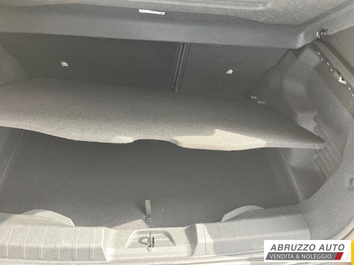 Jeep Avenger 1.2 turbo Altitude fwd 100cv (16)