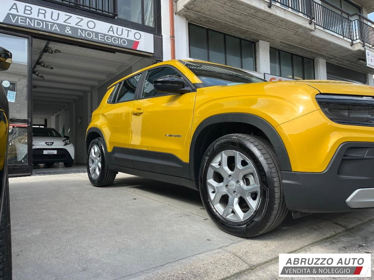 Jeep Avenger 1.2 turbo Altitude fwd 100cv (3)