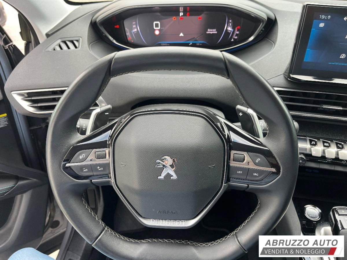 Peugeot 3008 PureTech Turbo 130 S&S EAT8 Allure (10)