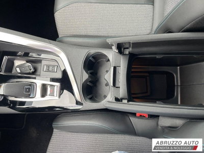 Peugeot 3008 PureTech Turbo 130 S&S EAT8 Allure (13)