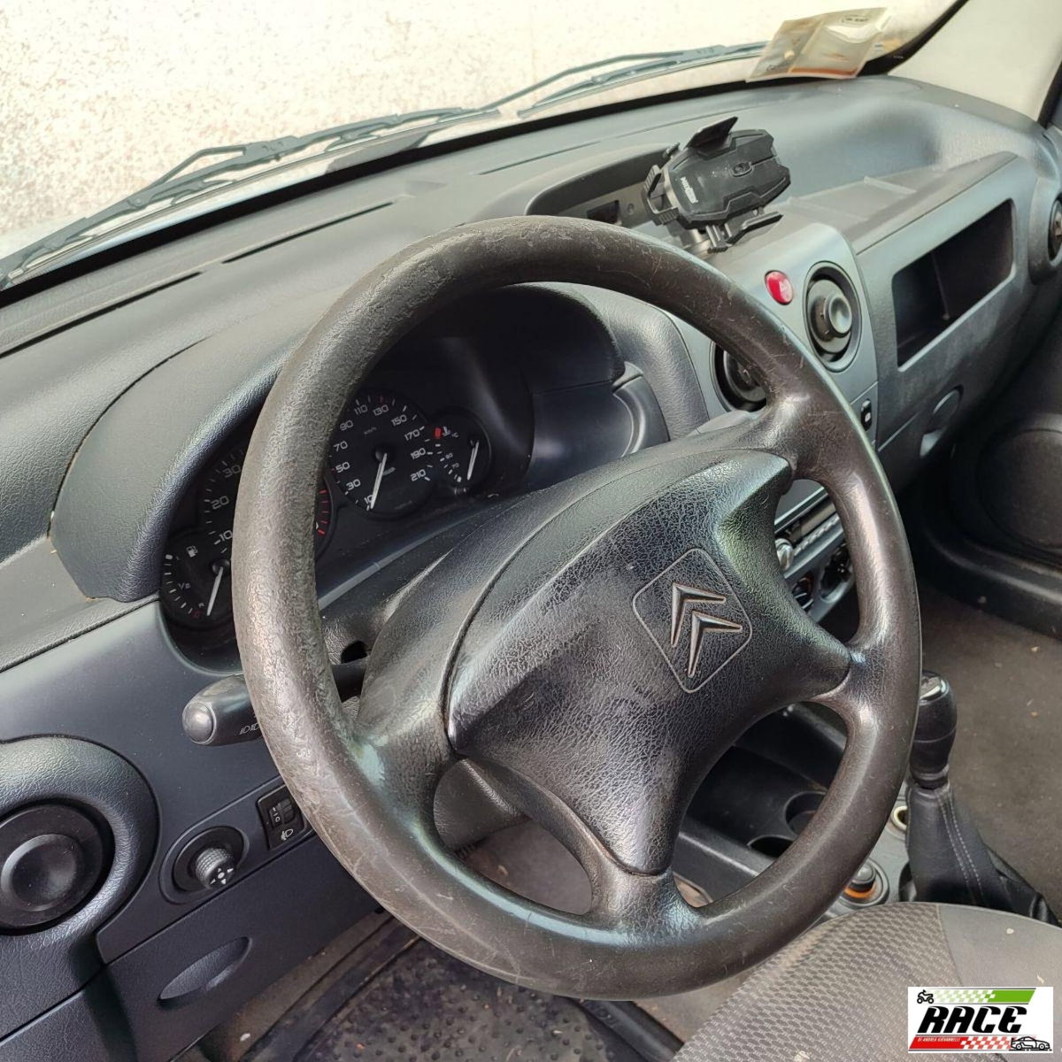Citroen Berlingo 1.6 HDi 90CV (8)