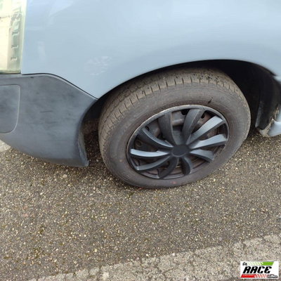 Citroen Berlingo 1.6 HDi 90CV (9)