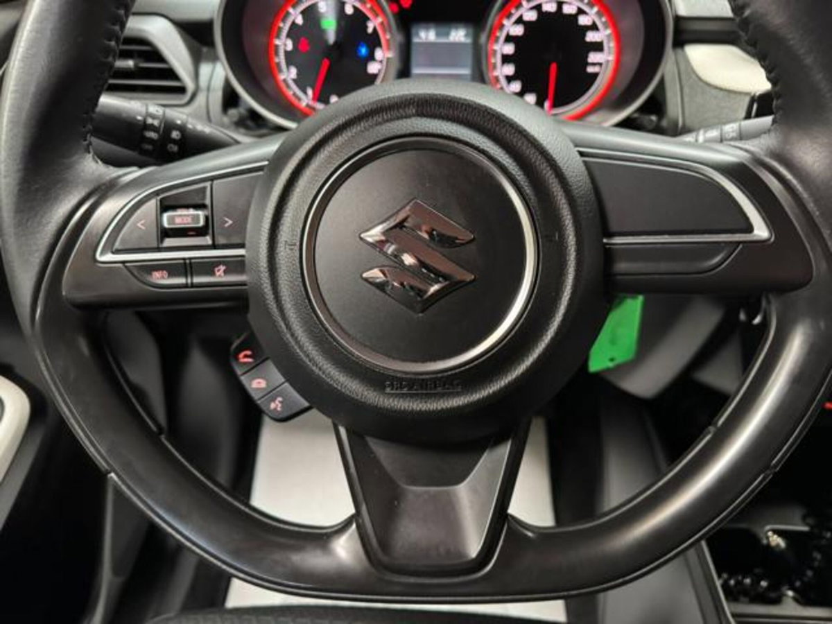 Suzuki Swift 1.2 Hybrid 4WD AllGrip Top (8)
