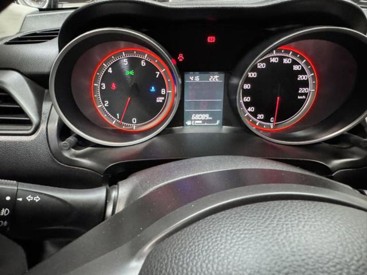 Suzuki Swift 1.2 Hybrid 4WD AllGrip Top (9)