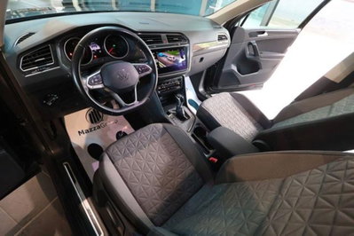 Volkswagen Tiguan 2.0 TDI 150 CV SCR DSG 4MOTION Life (12)