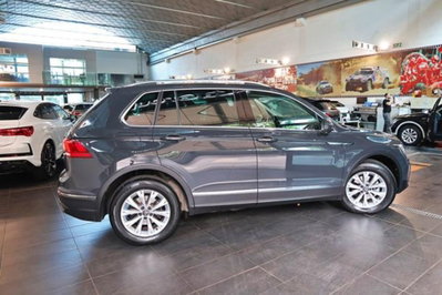 Volkswagen Tiguan 2.0 TDI 150 CV SCR DSG 4MOTION Life (9)