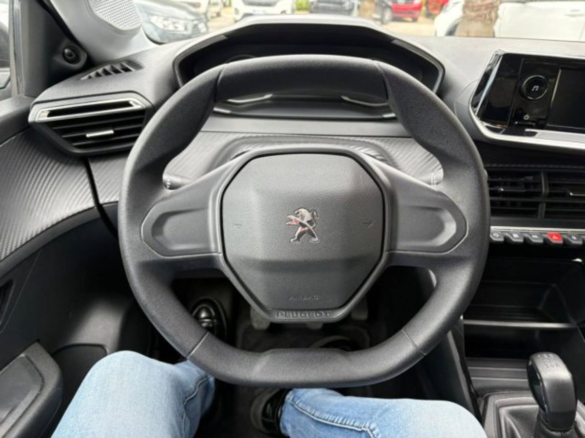 Peugeot 208 1.2 puretech Active s&s 75cv (10)