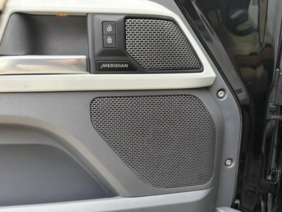 Land Rover Defender 110 3.0d mhev X-Dynamic SE awd 200cv auto 7p.ti (13)
