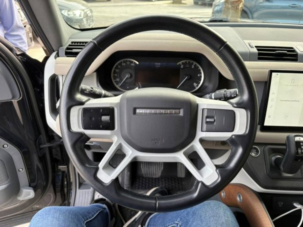 Land Rover Defender 110 3.0d mhev X-Dynamic SE awd 200cv auto 7p.ti (8)