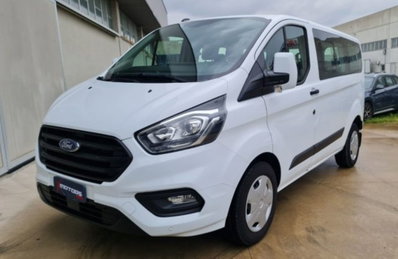 Ford Transit Custom Furgone 320 2.0 EcoBlue Hybrid 130 PC Combi Trend (2)