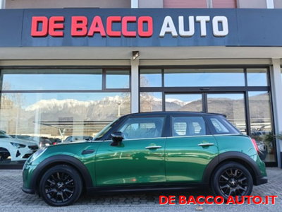MINI Mini 1.5 Cooper Essential 5 porte (4)