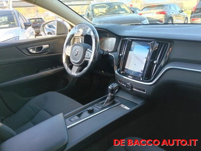 Volvo V60 D3 Geartronic R-design (12)