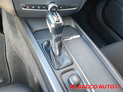 Volvo V60 D3 Geartronic R-design (14)