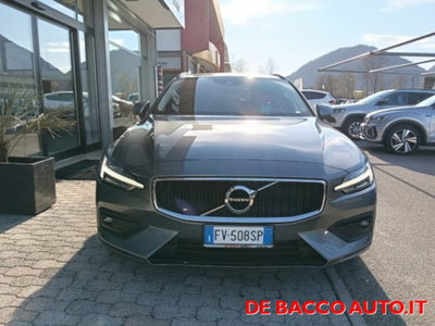 Volvo V60 D3 Geartronic R-design (2)