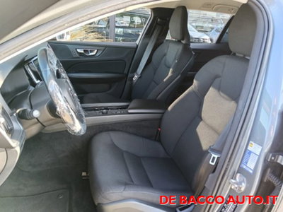 Volvo V60 D3 Geartronic R-design (5)