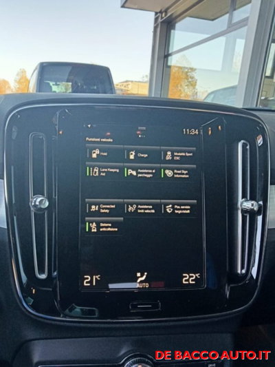 Volvo XC40 T4 Recharge Plug-in Hybrid R-design (17)