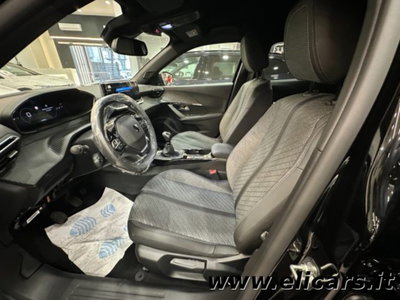 Peugeot 2008 PureTech 100 S&S Allure (7)