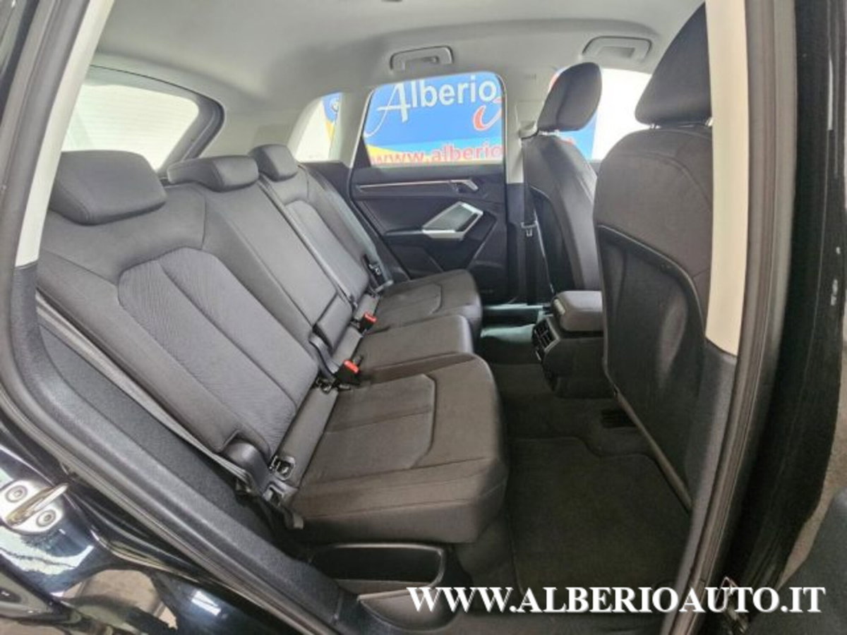 Audi Q3 35 TDI quattro S tronic Business Advanced (8)