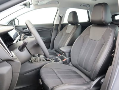 Opel Grandland 1.2 GS s&s 130cv (8)