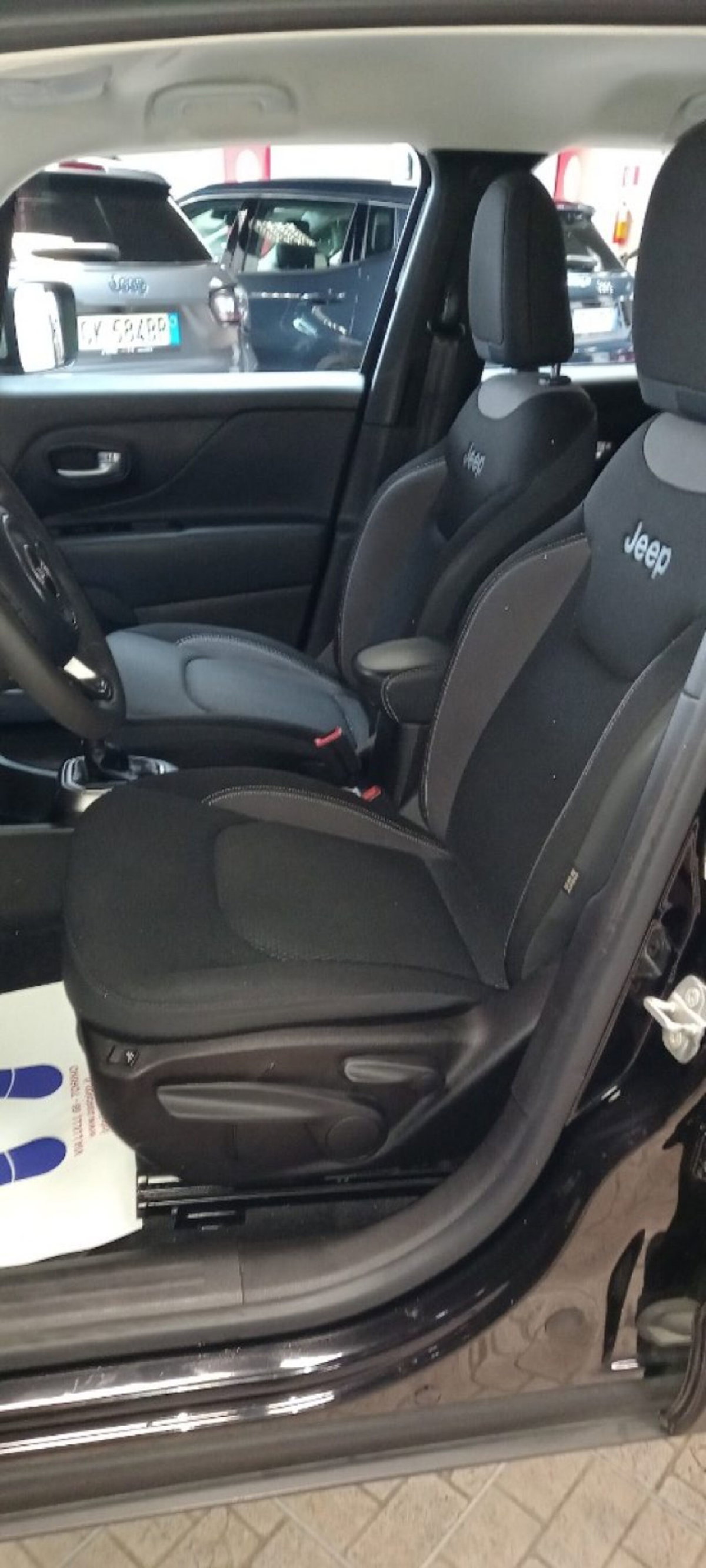 Jeep Renegade 1.6 Mjt 130 CV Limited (5)