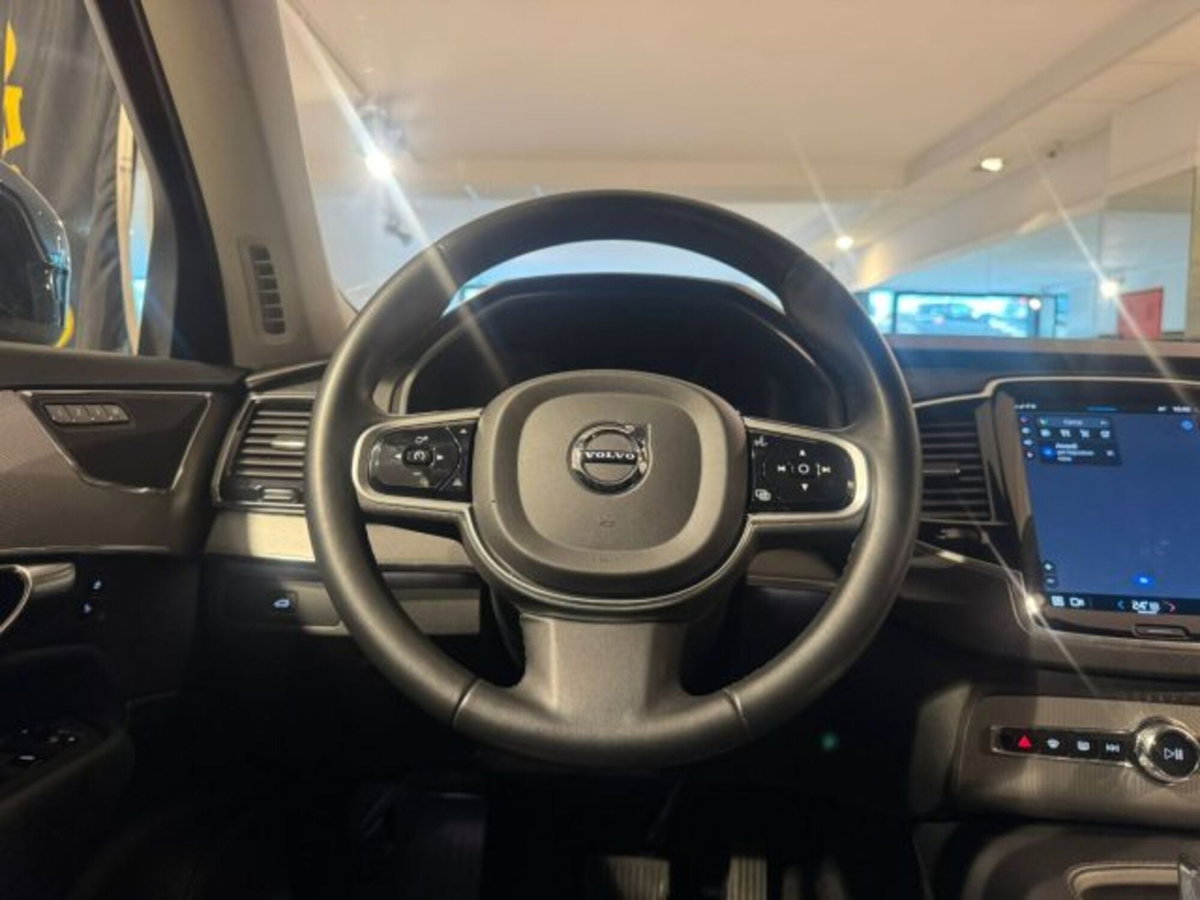 Volvo XC90 D5 AWD Geartronic Kinetic (10)