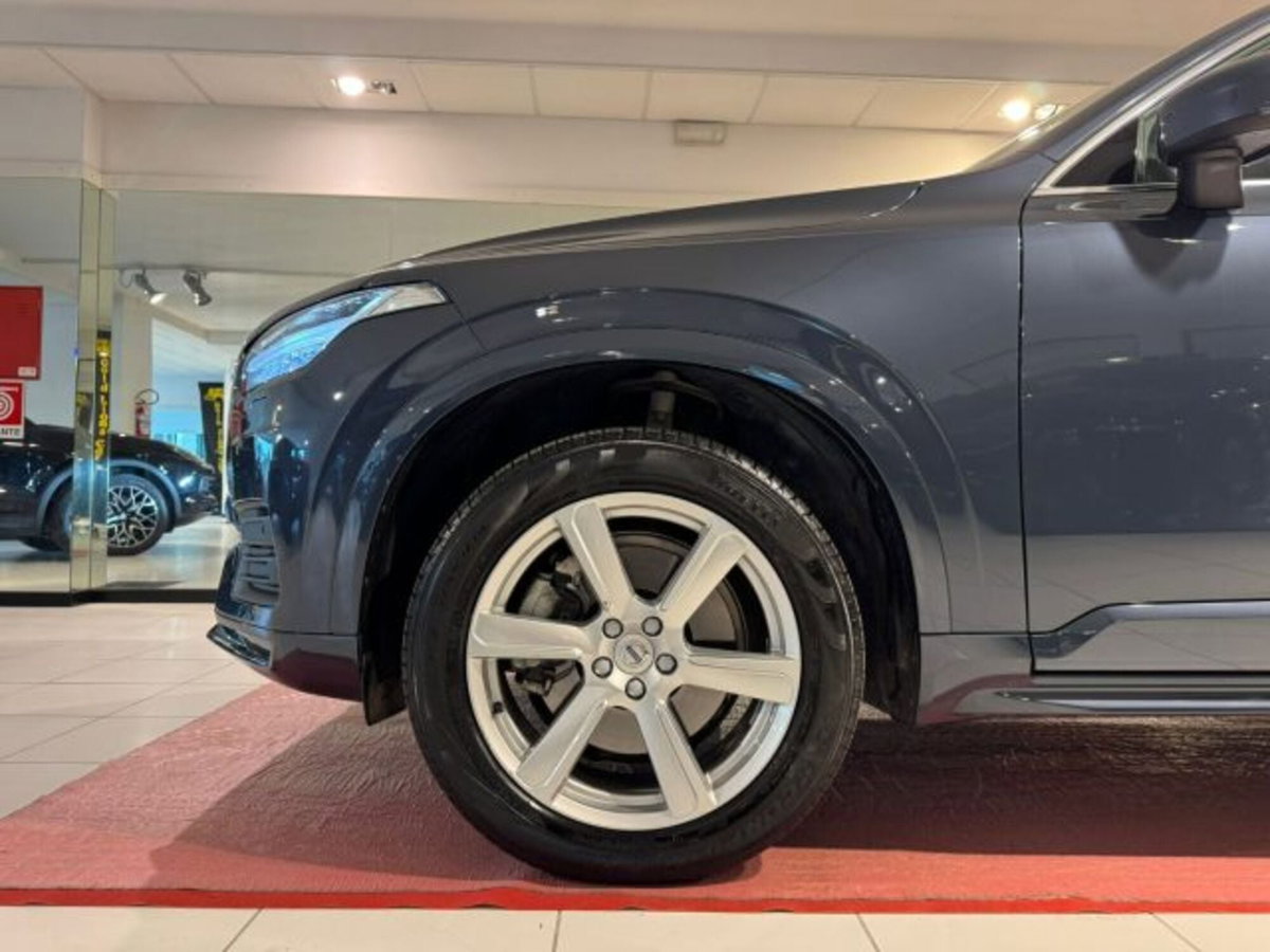 Volvo XC90 D5 AWD Geartronic Kinetic (4)