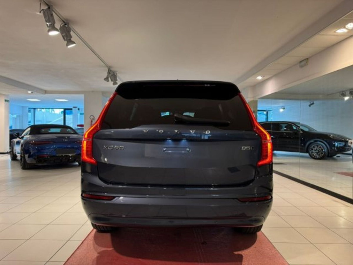 Volvo XC90 D5 AWD Geartronic Kinetic (6)