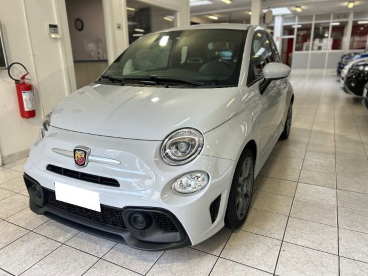 Abarth 595 595 1.4 Turbo T-Jet 145 CV (2)