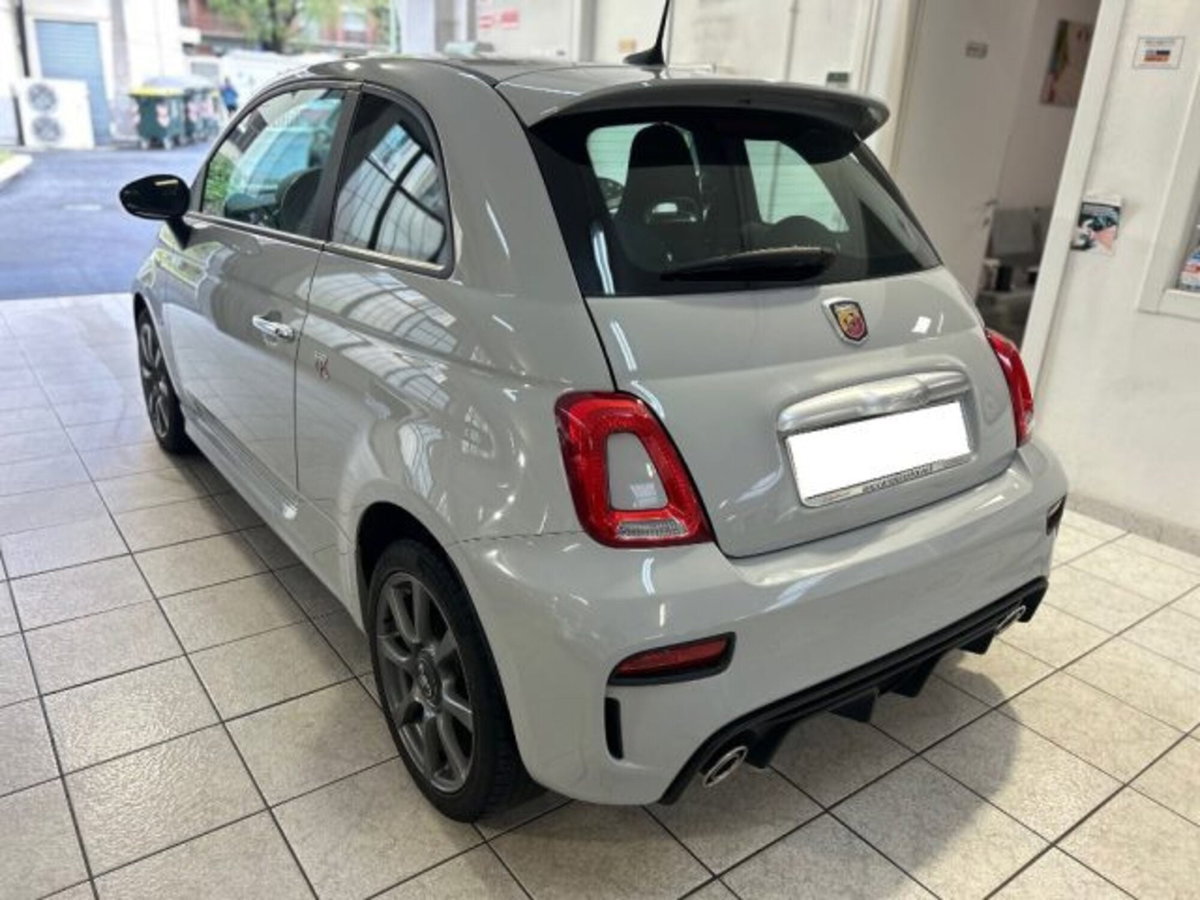 Abarth 595 595 1.4 Turbo T-Jet 145 CV (4)